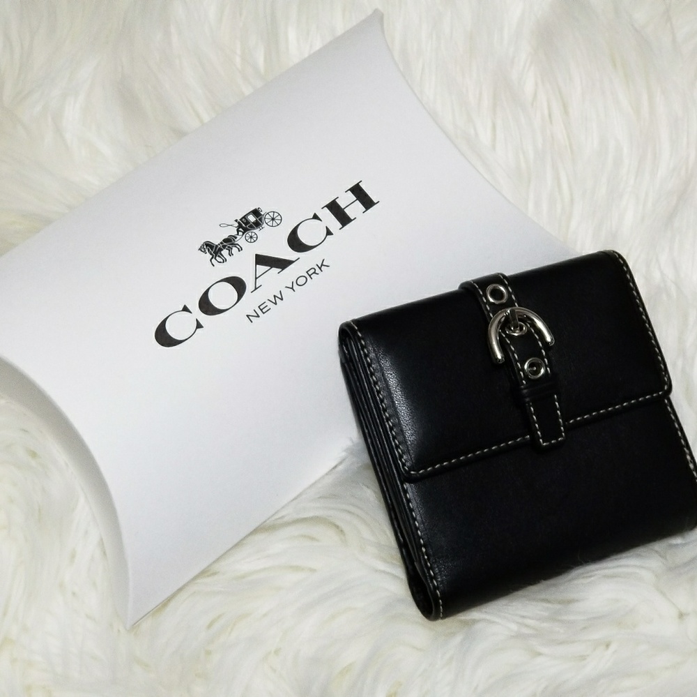 NWOT Vintage Coach buckle wallet